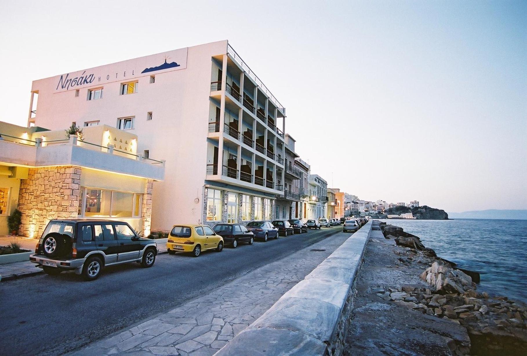 Nisaki Hotel & Elite Suites Ermoupoli Exterior foto